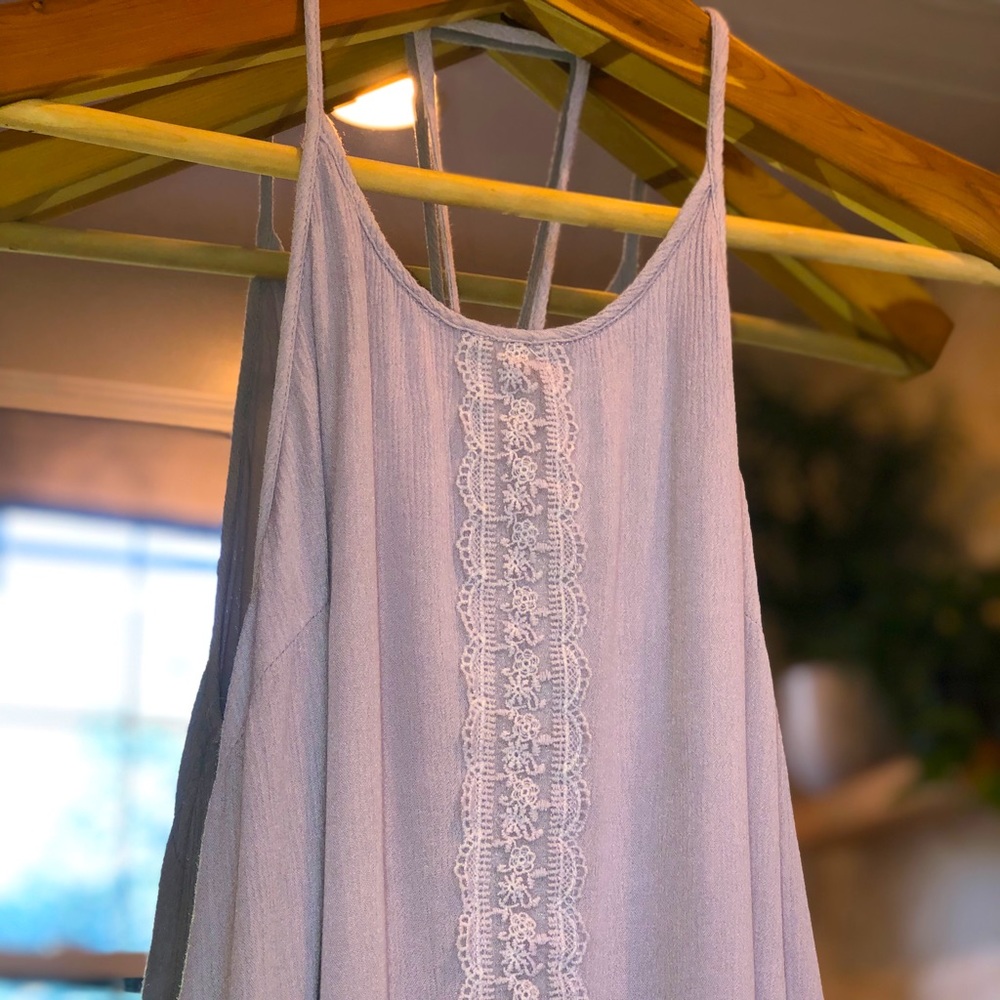 NWOT Lace Light Purple Flowy Dress - Size Small
